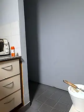 missapril0101 online show from January 12, 5:12 am