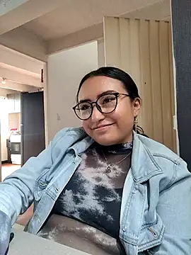 Venus Rivers online show from November 19, 2:28 pm