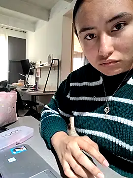 Venus Rivers online show from November 25, 1:35 pm