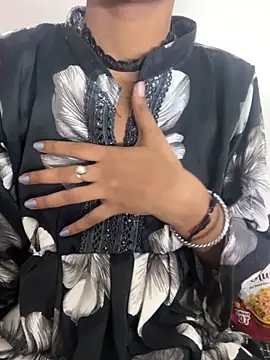 tanisha-2005 online show from November 11, 5:10 pm