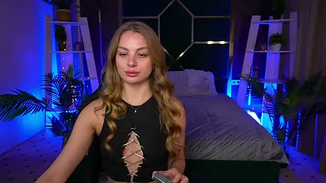 AngyyEyess online show from November 22, 1:08 am