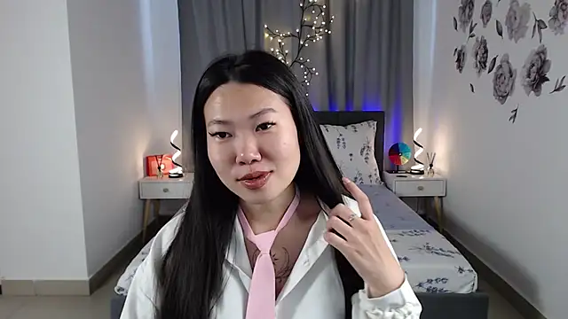 LunaPurrr online show from September 13, 11:24 pm