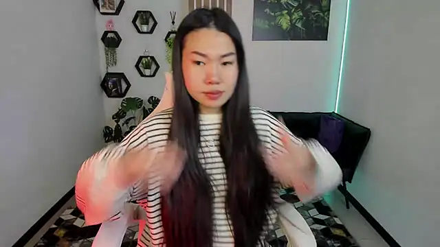 LunaPurrr online show from November 20, 1:06 am