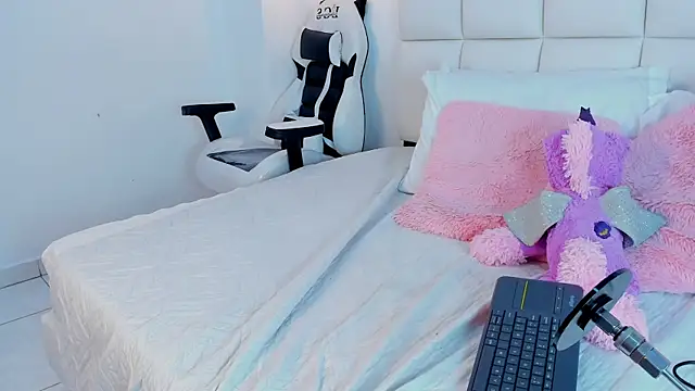 Nina sweetz12 online show from December 19, 5:49 pm