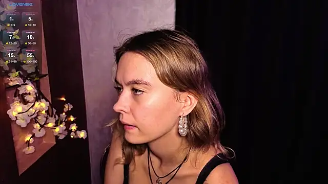 Snapshot of DemonaCast chatting on October 11, 5:26 pm DemonaCast online show from October 11, 5:26 pm