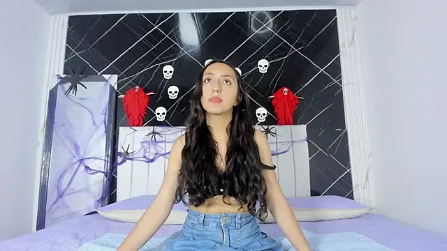 SweettGiselle- online show from October 20, 8:45 pm