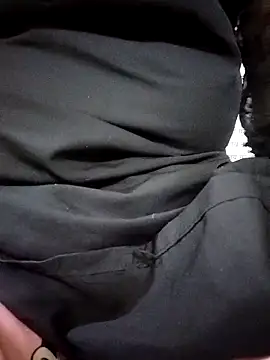 Cuthira online show from December 19, 3:15 pm