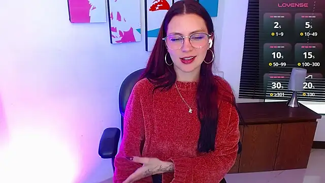 AlanaGarcia19 online show from September 12, 2:35 pm