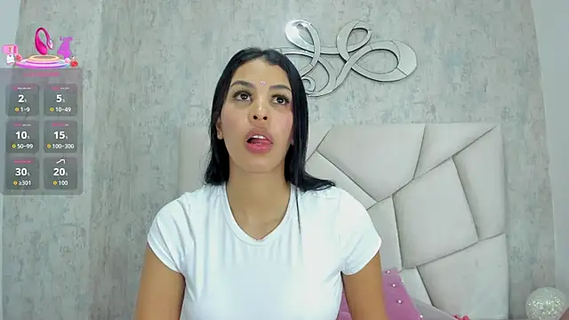 ValerieSoto online show from February 7, 7:29 pm