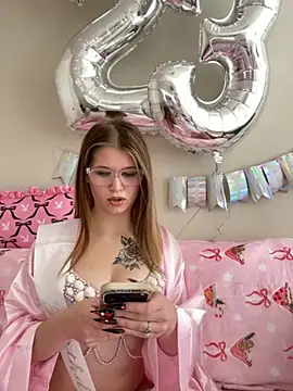 Riley ray69 online show from November 11, 3:20 pm