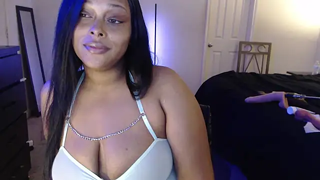 Snapshot of CelinaVaughn chatting on September 26, 7:11 pm CelinaVaughn online show from September 26, 7:11 pm