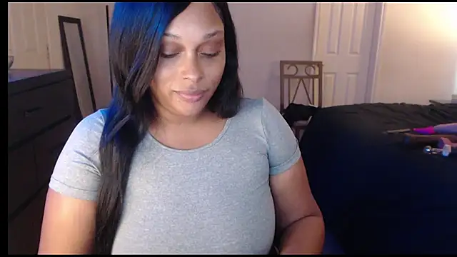 Snapshot of CelinaVaughn chatting on October 9, 8:13 pm CelinaVaughn online show from October 9, 8:13 pm