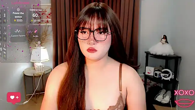 donna leighTs online show from October 21, 11:53 pm