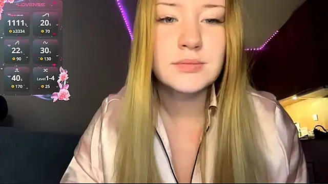 PandaFluff online show from February 21, 7:25 pm