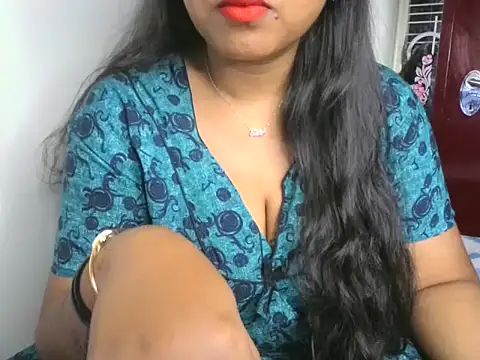 Snapshot of its_me_Rashmi chatting on October 7, 5:01 am its me Rashmi online show from October 7, 5:01 am