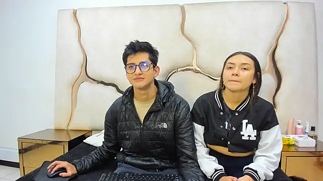 Noa Arez online show from October 13, 4:37 am