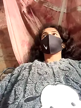 priyastrip314 online show from January 11, 4:17 am