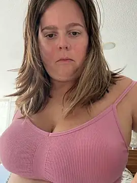 hornykitty1210 online show from February 27, 7:14 pm