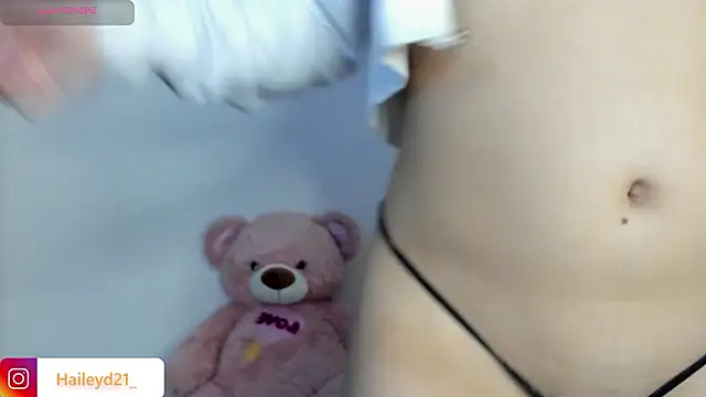 HaileyDuke online show from February 27, 12:54 am