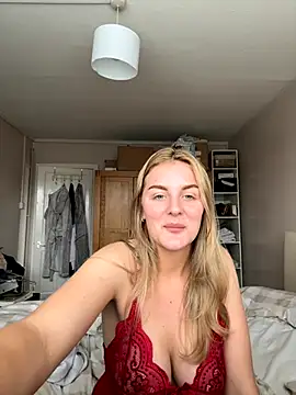 Layla 20  online show from October 7, 1:26 pm