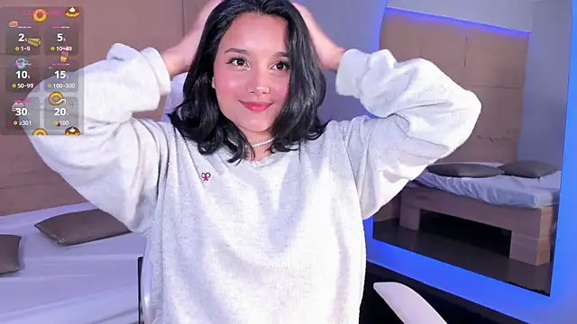 HannahMontgomery online show from November 11, 4:26 pm