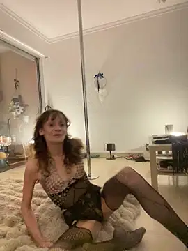 Chris06d22xh online show from December 20, 5:28 pm