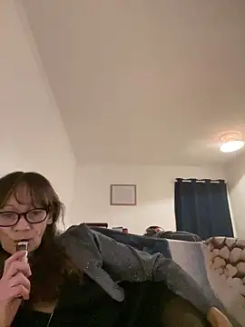 Chris06d22xh online show from November 24, 8:00 pm