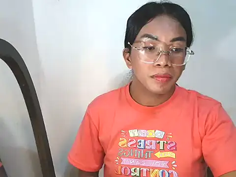  karie online show from October 7, 3:05 pm