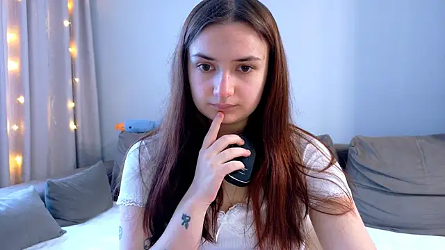 Lelia Vibe online show from November 14, 9:53 am