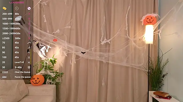 lisabaus online show from October 30, 7:44 am