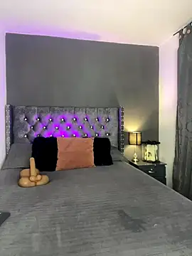 Snapshot of sofii_escobar chatting on October 27, 4:08 am sofii escobar online show from October 27, 4:08 am