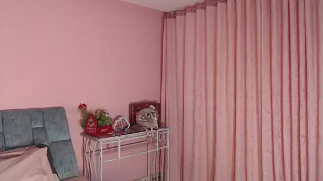 Camila Russoo online show from January 15, 9:10 pm