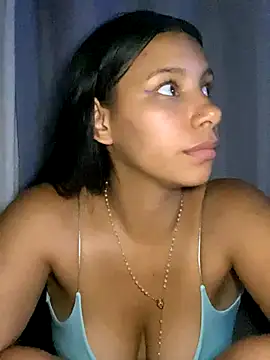 Thegirlofthe1000counts online show from October 30, 5:21 am