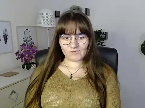 Julie Diamond online show from September 22, 12:36 pm