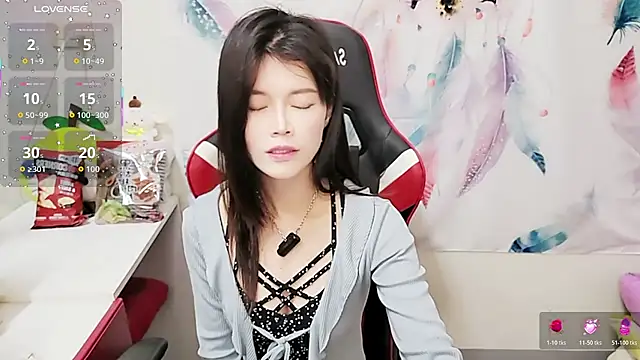 Alina10932 online show from December 15, 9:14 am