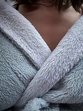  JessyRey  online show from October 11, 1:25 pm