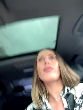  JessyRey  online show from September 17, 6:33 am