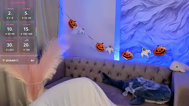 Aria Mila online show from October 24, 11:39 am