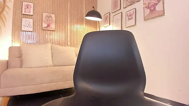 Natti london online show from September 10, 2:06 pm