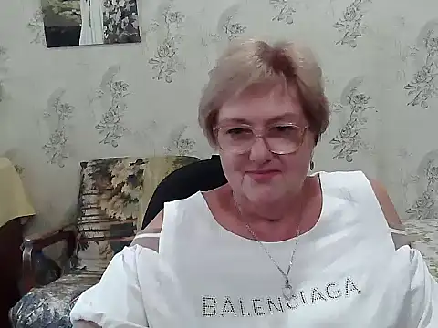 Renata62011 online show from September 9, 1:33 pm