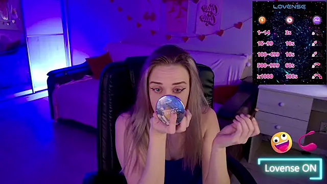 Free Harmony online show from November 15, 7:15 pm