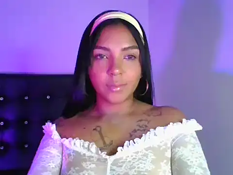 Amelia Heaven online show from March 3, 12:05 am