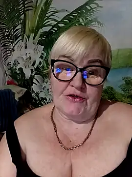 VioletSweet5566 online show from March 1, 8:08 pm