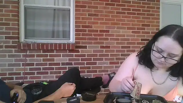 cheekychick420 online show from November 8, 3:06 pm