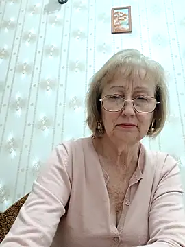 AlikaSwan5821 online show from November 7, 9:09 pm