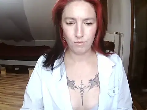 Snapshot of JudyFetish chatting on October 22, 6:35 pm JudyFetish online show from October 22, 6:35 pm