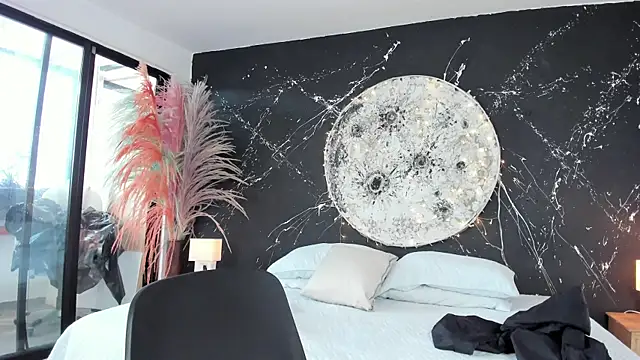 MadisonSky  online show from December 14, 1:17 pm