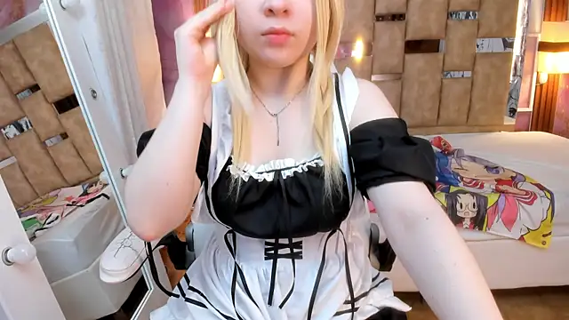 Melody Lolii online show from January 10, 6:45 pm