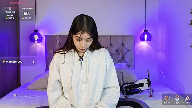 lila min online show from September 11, 1:55 pm