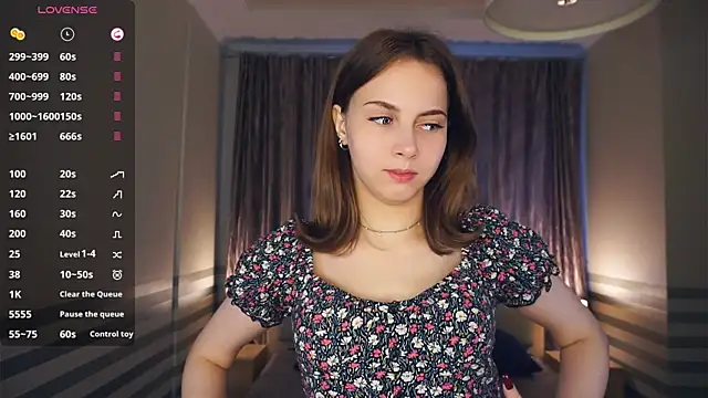 NylaNadler online show from September 21, 7:18 am